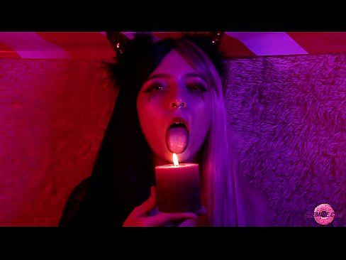 ❤️ Blowjob angerddol o Sexy Succubus gyda Chyflawniad Genau ❤ Porn caled wrthon ni ❌❤