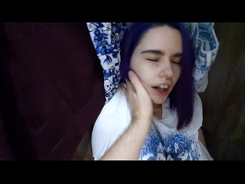 ❤️ Wedi dod o hyd i fy sis yn y closet a helpu ei cum ❤ Porn caled wrthon ni ❌❤